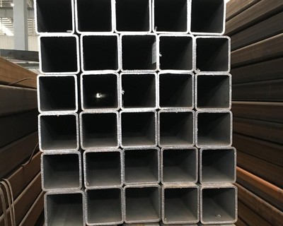 BLACK SQUARE PIPE